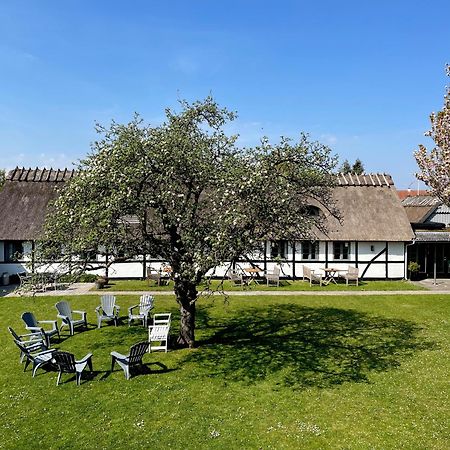 Kirsebærkroen - The Inn Between Præstø Eksteriør bilde