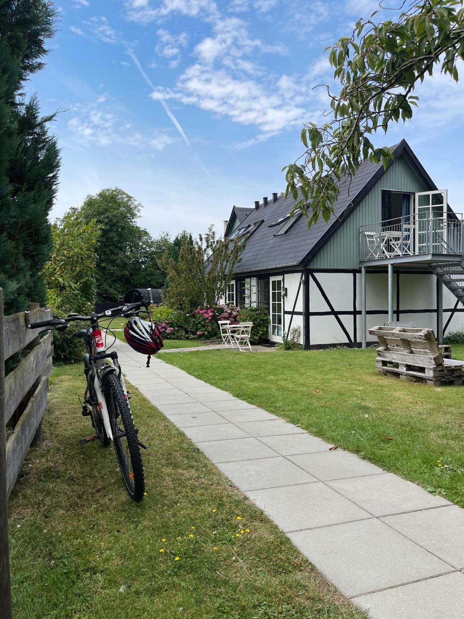 Kirsebærkroen - The Inn Between Præstø Eksteriør bilde