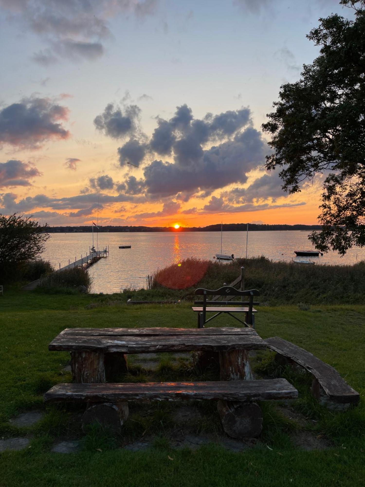 Kirsebærkroen - The Inn Between Præstø Eksteriør bilde